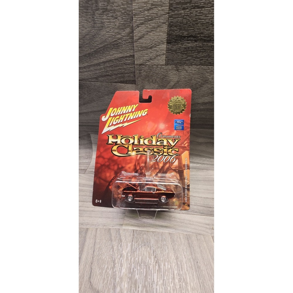 Johnny Lightning 1965 Ford Mustang 2+2 Fastback 2006 Holiday Classic Ornament